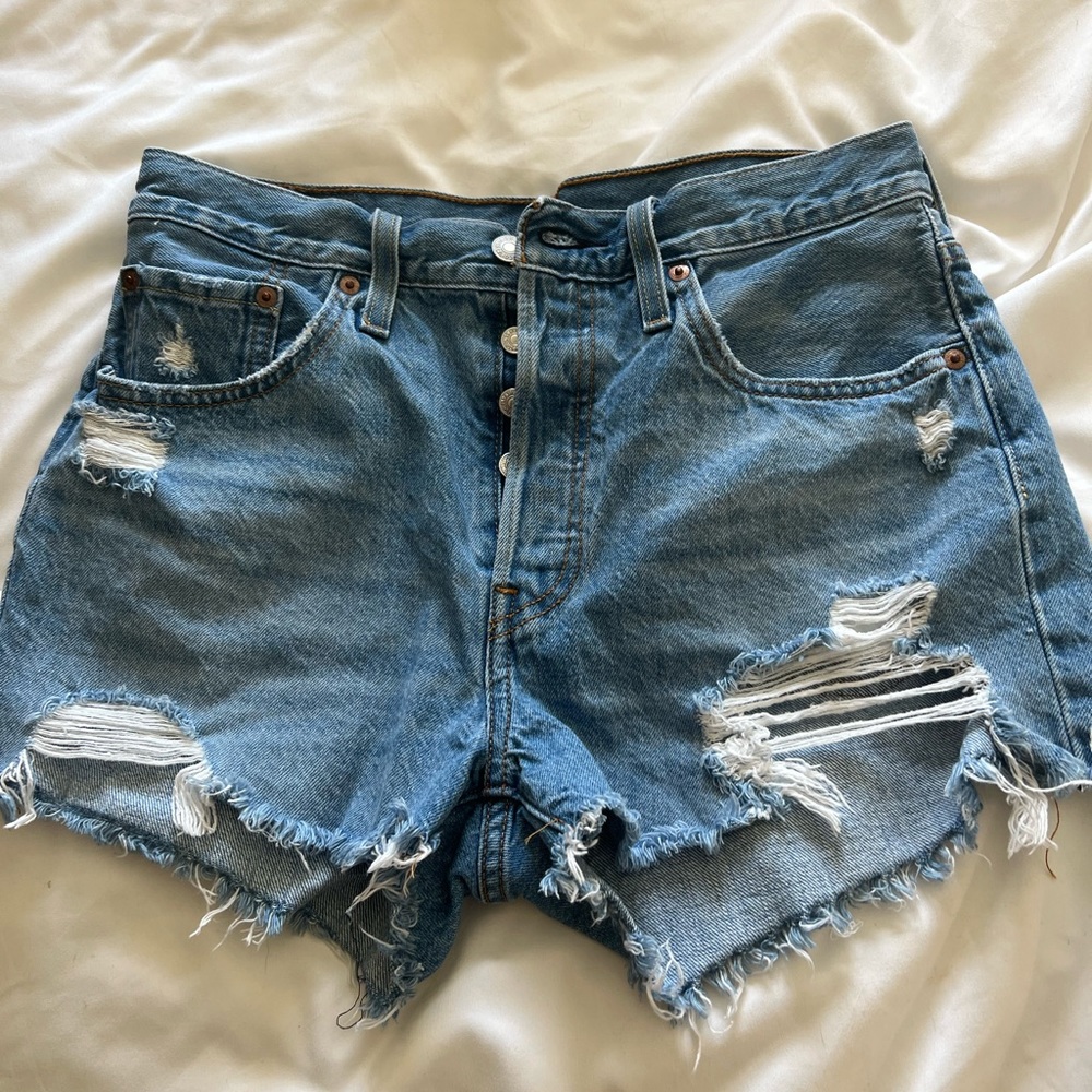 Levi Jean Shorts - Size 28